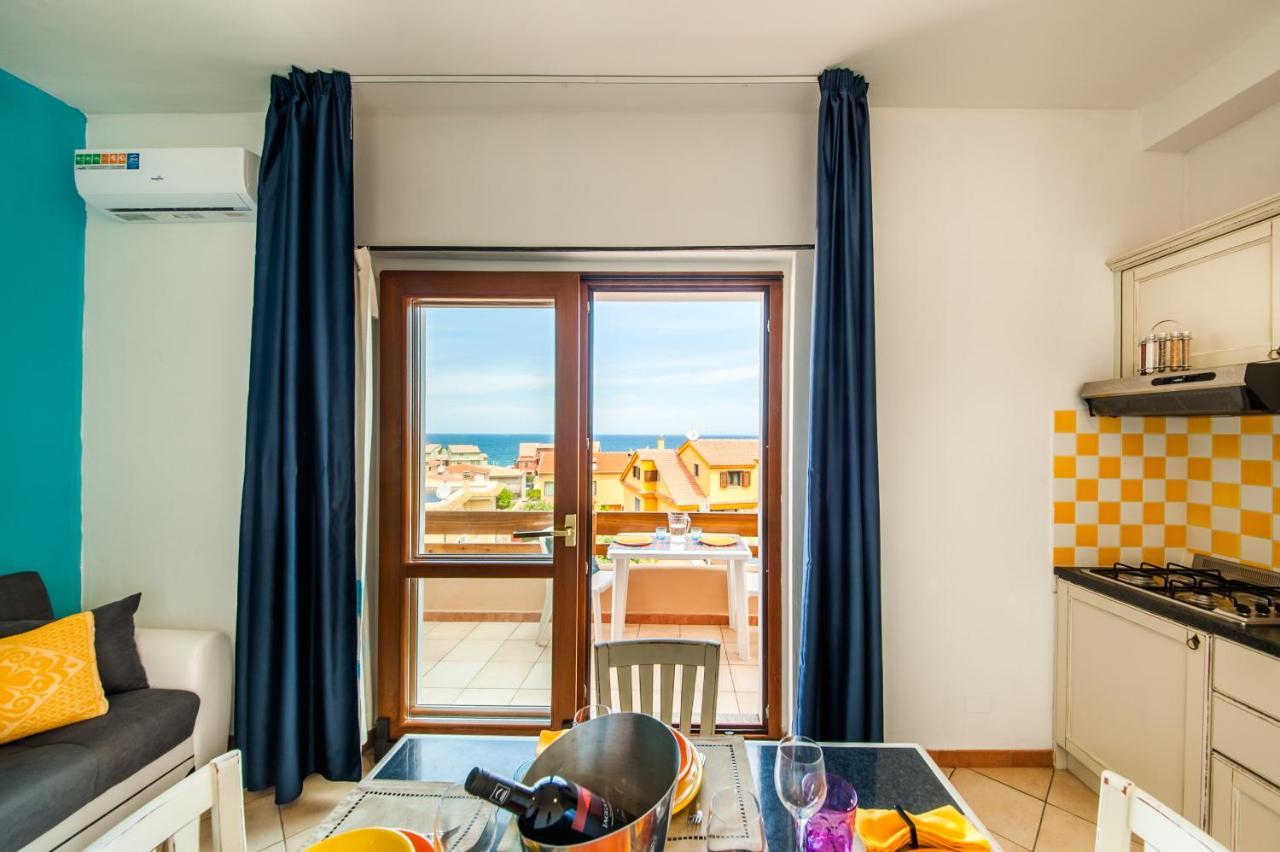 Casa Vacanze Il Grecale-A Pochi Passi Dal Mare Daire Castelsardo Dış mekan fotoğraf