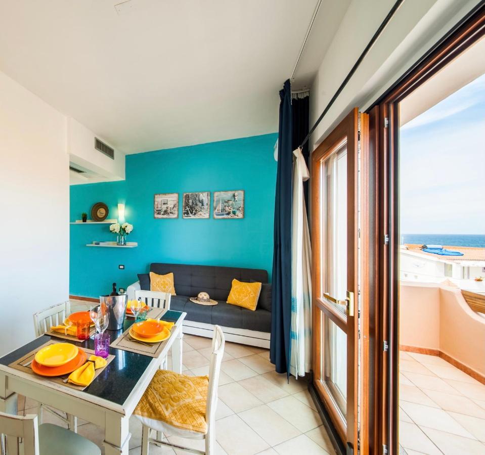 Casa Vacanze Il Grecale-A Pochi Passi Dal Mare Daire Castelsardo Dış mekan fotoğraf
